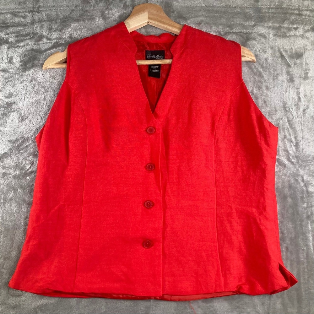 In Moda Women Size 14 Red Button Front Vest Top Mandarin Collar